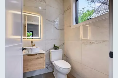 24 Newell St, Cambridge, MA 02140 - Photo 9