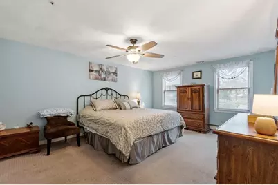 7 Avon St, Wilmington, MA 01887 - Photo 17