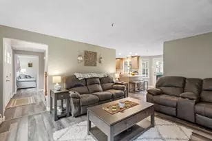 7 Avon St, Wilmington, MA 01887 - Photo 11