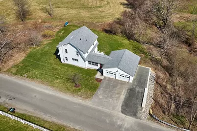 69 High St, Southampton, MA 01073 - Photo 5