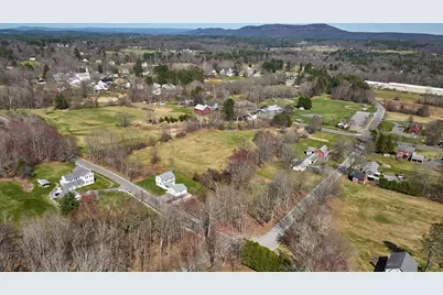 69 High St, Southampton, MA 01073 - Photo 35