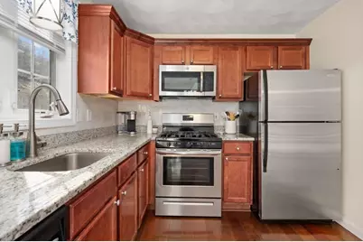 15 Alton St #9, Lowell, MA 01852 - Photo 5