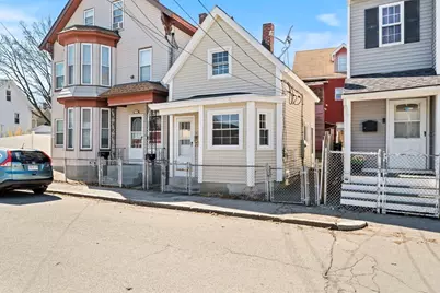 85 Kinsman Street, Lowell, MA 01852 - Photo 3