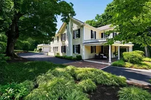 54 Lincoln St, Hingham, MA 02043 - Photo 3