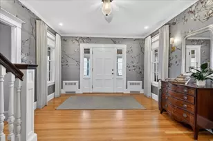 54 Lincoln St, Hingham, MA 02043 - Photo 5
