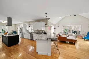 697 Salisbury, Worcester, MA 01609 - Photo 9