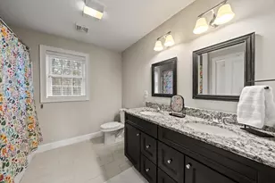 697 Salisbury, Worcester, MA 01609 - Photo 25