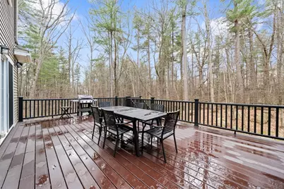 697 Salisbury, Worcester, MA 01609 - Photo 35