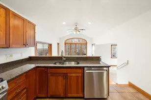 28 Barnesdale Rd, Natick, MA 01760 - Photo 5