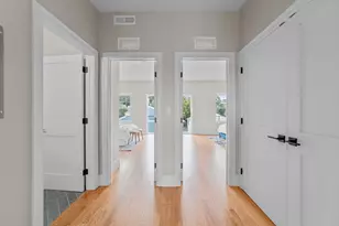 31 Boardman St, Boston, MA 02128 - Photo 17