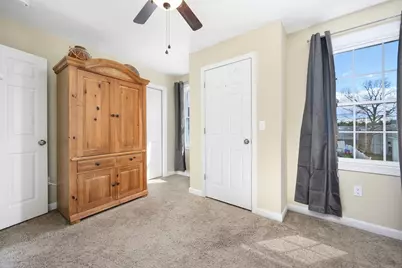 138 Sprague St, Fall River, MA 02724 - Photo 15