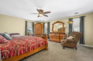 138 Sprague St, Fall River, MA 02724 - Photo 15
