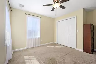 138 Sprague St, Fall River, MA 02724 - Photo 17