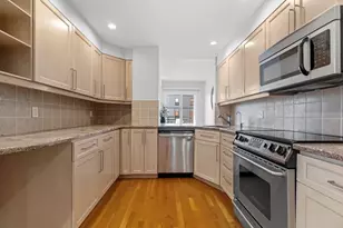 25 Marion St, Brookline, MA 02446 - Photo 9