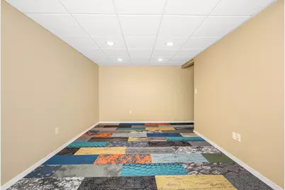 8 Fitzpatrick Cir #8, Nashua, NH 03063 - Photo 35