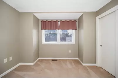 8 Fitzpatrick Cir #8, Nashua, NH 03063 - Photo 29
