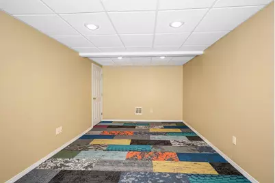 8 Fitzpatrick Cir #8, Nashua, NH 03063 - Photo 37