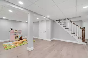 24 Ledgelawn Ave, Lexington, MA 02420 - Photo 25