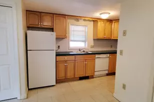 25 - 27 Brier St, Fitchburg, MA 01420 - Photo 3