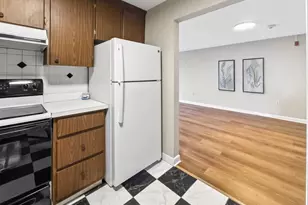 1321 Worcester Rd, Framingham, MA 01701 - Photo 11