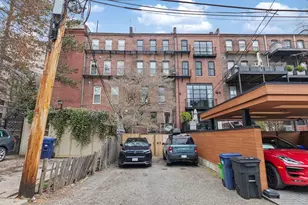 32 Yarmouth St, Boston, MA 02116 - Photo 17