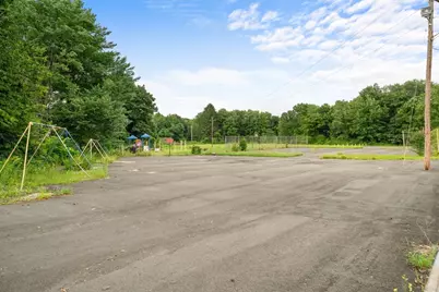 314 Sanders St, Athol, MA 01331 - Photo 3