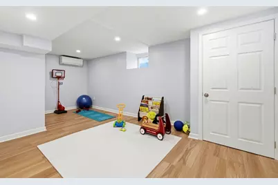 122 Elmer Rd, Boston, MA 02124 - Photo 13