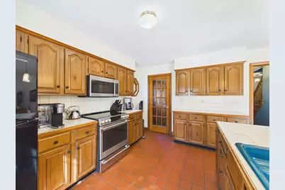 595 Old Westport Rd, Dartmouth, MA 02747 - Photo 7