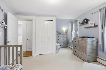 206 Russell St, Woburn, MA 01801 - Photo 27
