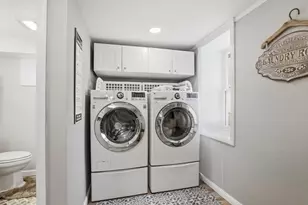 206 Russell St, Woburn, MA 01801 - Photo 33