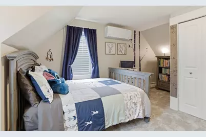 206 Russell St, Woburn, MA 01801 - Photo 25