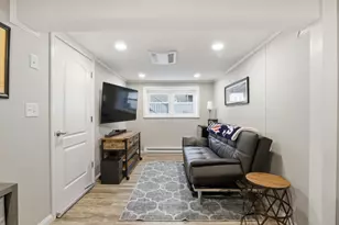 206 Russell St, Woburn, MA 01801 - Photo 29