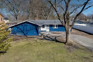 109 Hastings St, Framingham, MA 01701 - Photo 3