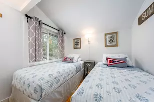 251 Shore Dr, Mashpee, MA 02649 - Photo 25