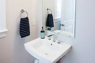 31 Lilac Ave, Bellingham, MA 02019 - Photo 19