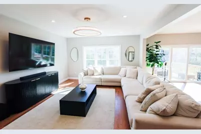 31 Lilac Ave, Bellingham, MA 02019 - Photo 11