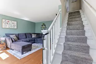 102 Corey Colonial, Agawam, MA 01001 - Photo 9