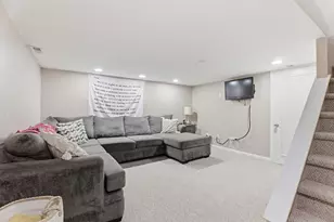 102 Corey Colonial, Agawam, MA 01001 - Photo 33