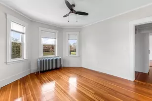 2085 Centre St, Boston, MA 02132 - Photo 7