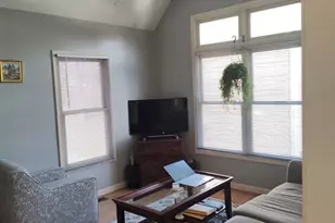 26 Hayre St, Westfield, MA 01085 - Photo 11