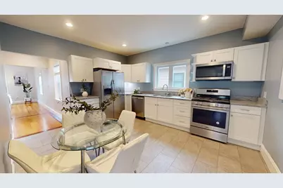 50 Oakland St #2, Medford, MA 02155 - Photo 5