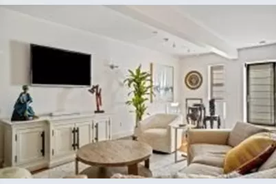 17 Albemarle St #1, Boston, MA 02115 - Photo 9