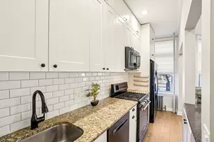 1870 Commonwealth Ave, Boston, MA 02135 - Photo 5