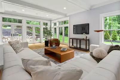 196 Pond Road, Wellesley, MA 02482 - Photo 13