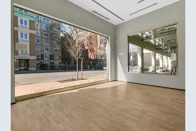 999 Massachusetts Ave #Right, Cambridge, MA 02138 - Photo 3