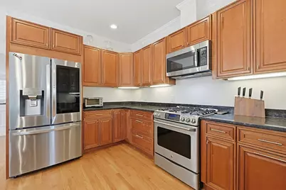 98-100 Lexington Street #100, Newton, MA 02466 - Photo 9