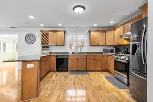 216 Rangeway, Billerica, MA 01862 - Photo 7