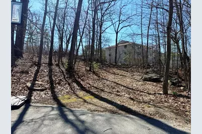 13 Pocasset St, Worcester, MA 01604 - Photo 5