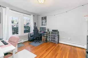 1742 Commonwealth Ave, Boston, MA 02135 - Photo 21