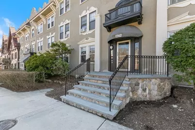 1742 Commonwealth Ave #2, Boston, MA 02135 - Photo 3